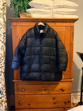 Old Navy Black Puffer Coat